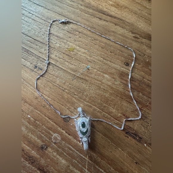 Silver and Green Elephant Pendant Necklace - Picture 1 of 3